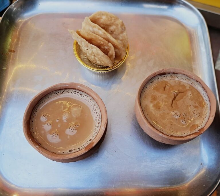 kulhar chai with papri